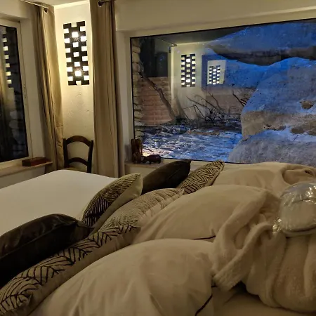 Holiday home Les Rapieres Mireio *